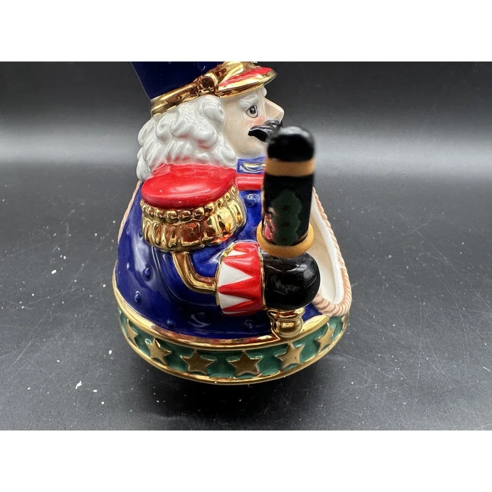 2001 CHRISTOPHER RADKO ROLY POLY NUTCRACKER & TEDDYBEAR SNOWGLOBE 01-6119-1 4.5